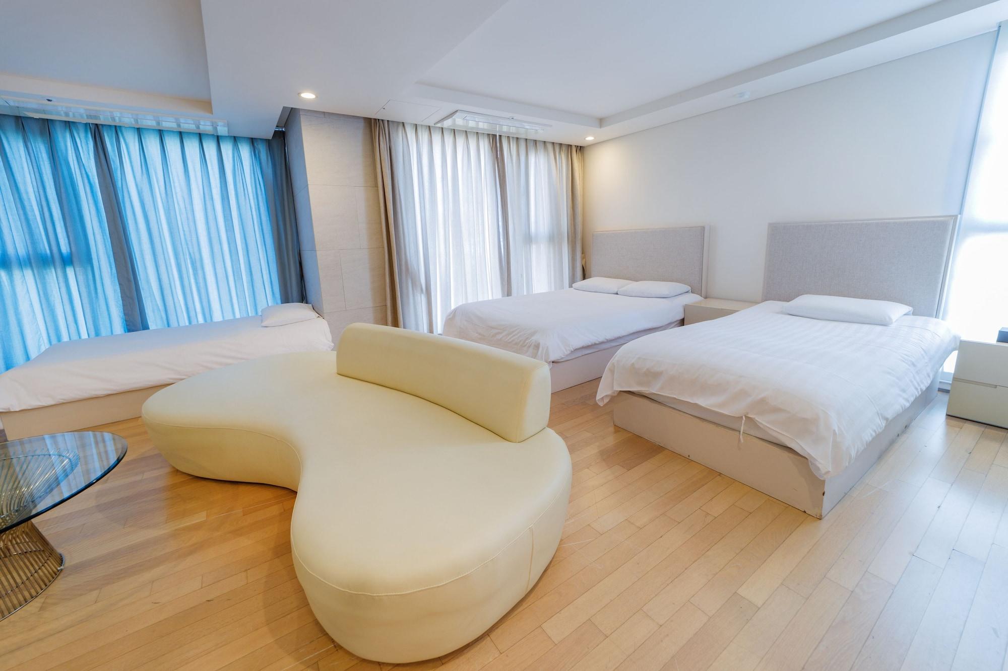 סאוגוויפו The Island Blue Hotel מראה חיצוני תמונה