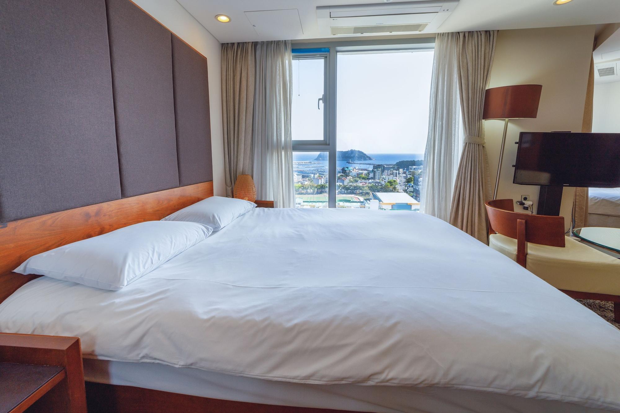 סאוגוויפו The Island Blue Hotel מראה חיצוני תמונה