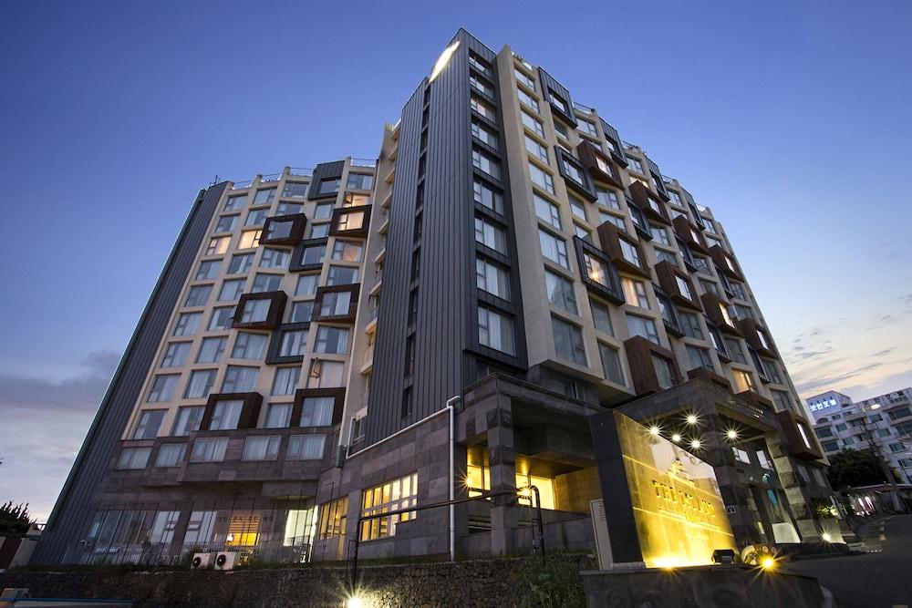 סאוגוויפו The Island Blue Hotel מראה חיצוני תמונה